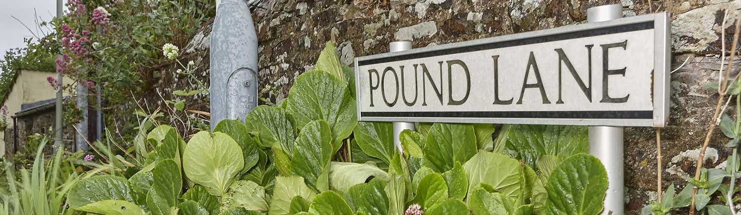 PoundLanesign2